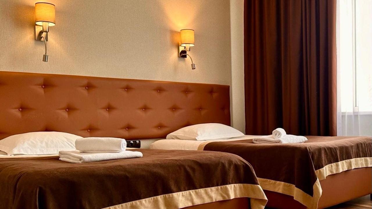 Hotel Royal Πολτάβα Εξωτερικό φωτογραφία