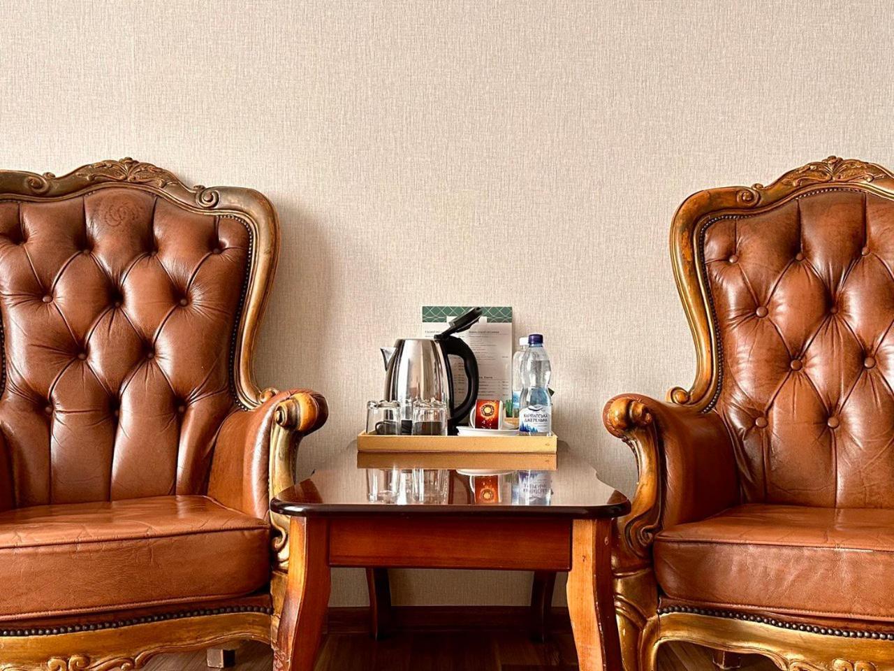 Hotel Royal Πολτάβα Εξωτερικό φωτογραφία