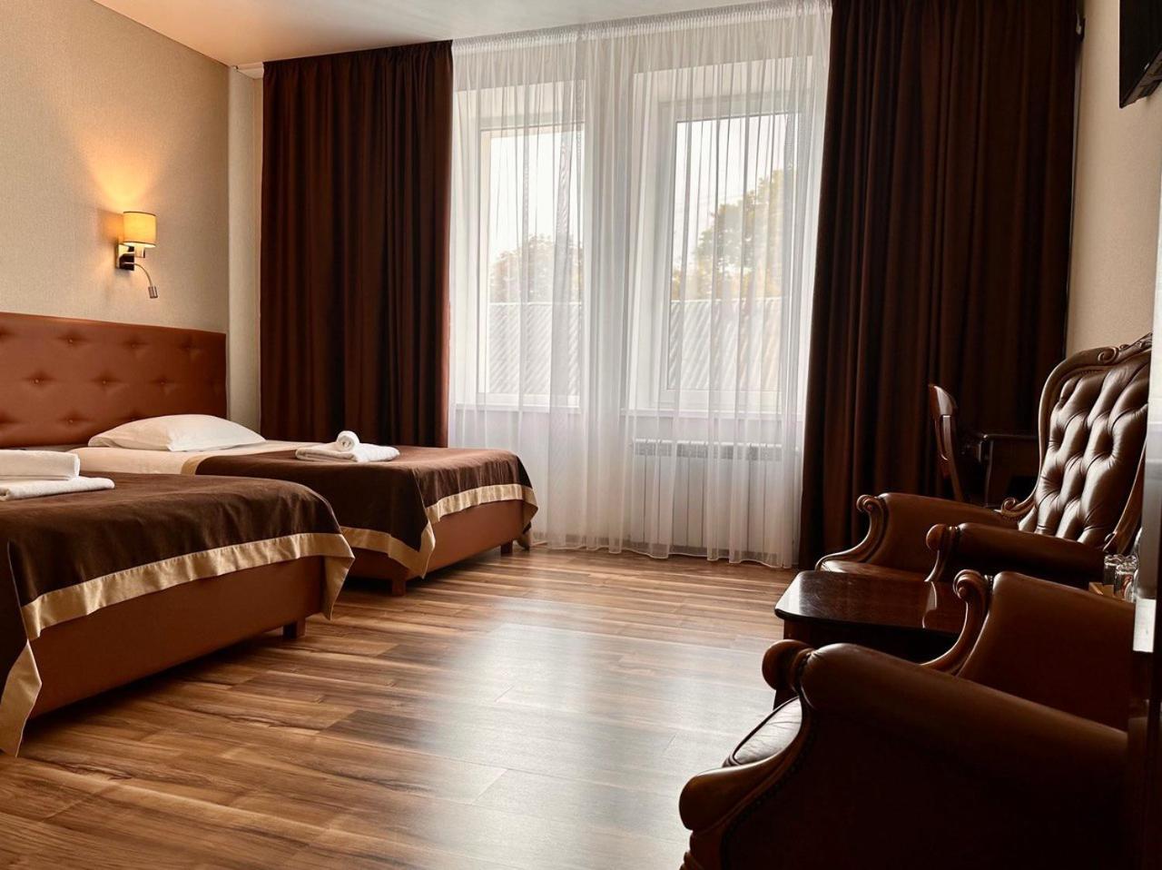 Hotel Royal Πολτάβα Εξωτερικό φωτογραφία