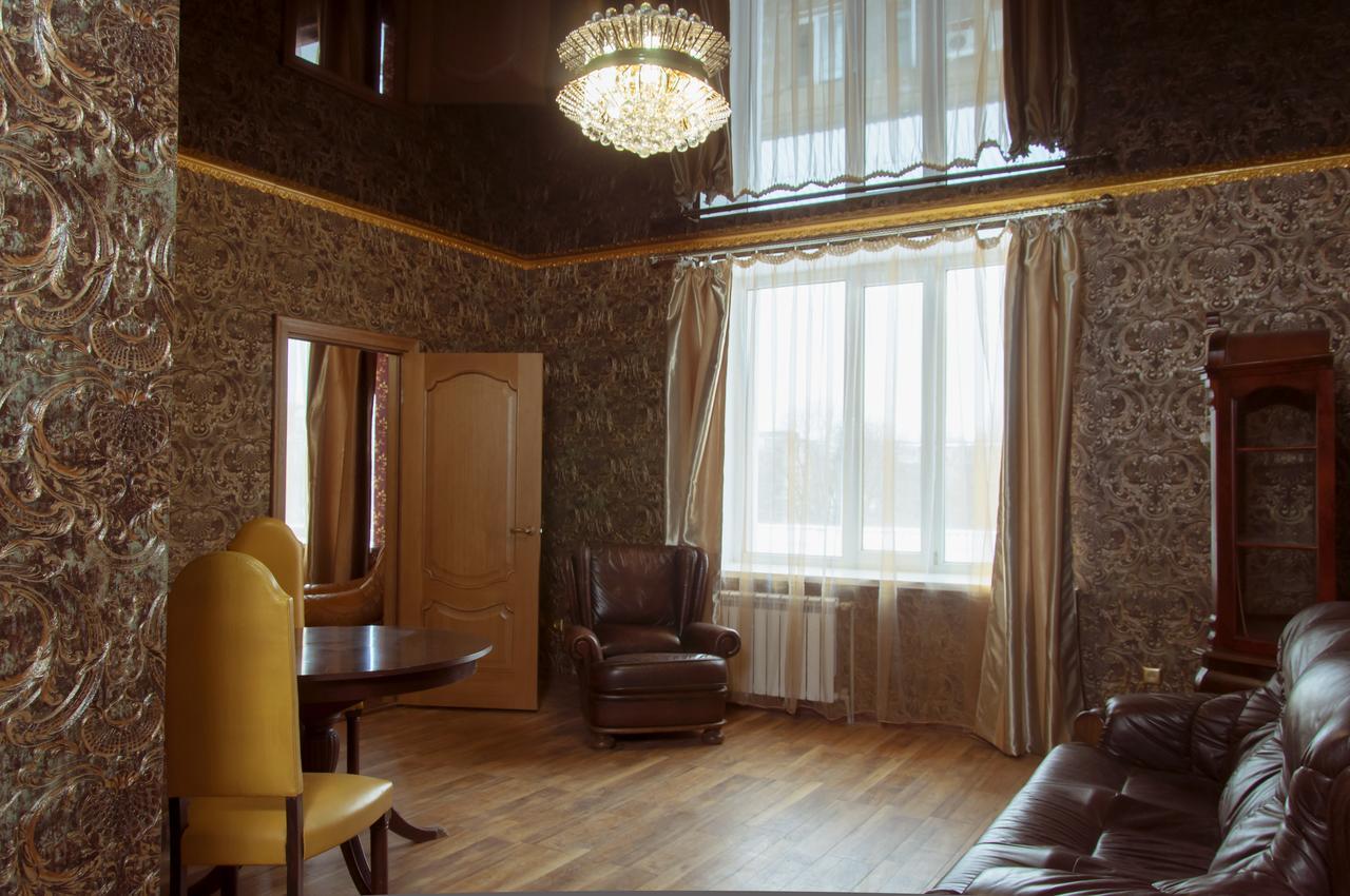 Hotel Royal Πολτάβα Εξωτερικό φωτογραφία