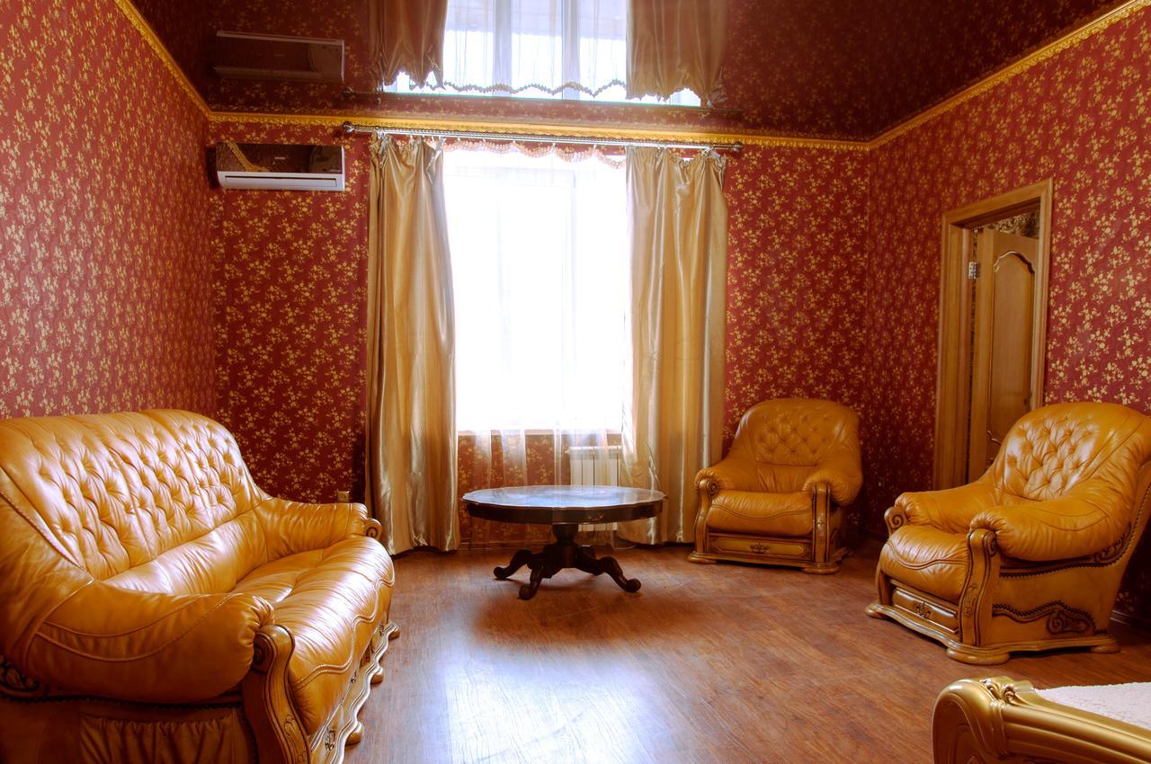 Hotel Royal Πολτάβα Εξωτερικό φωτογραφία